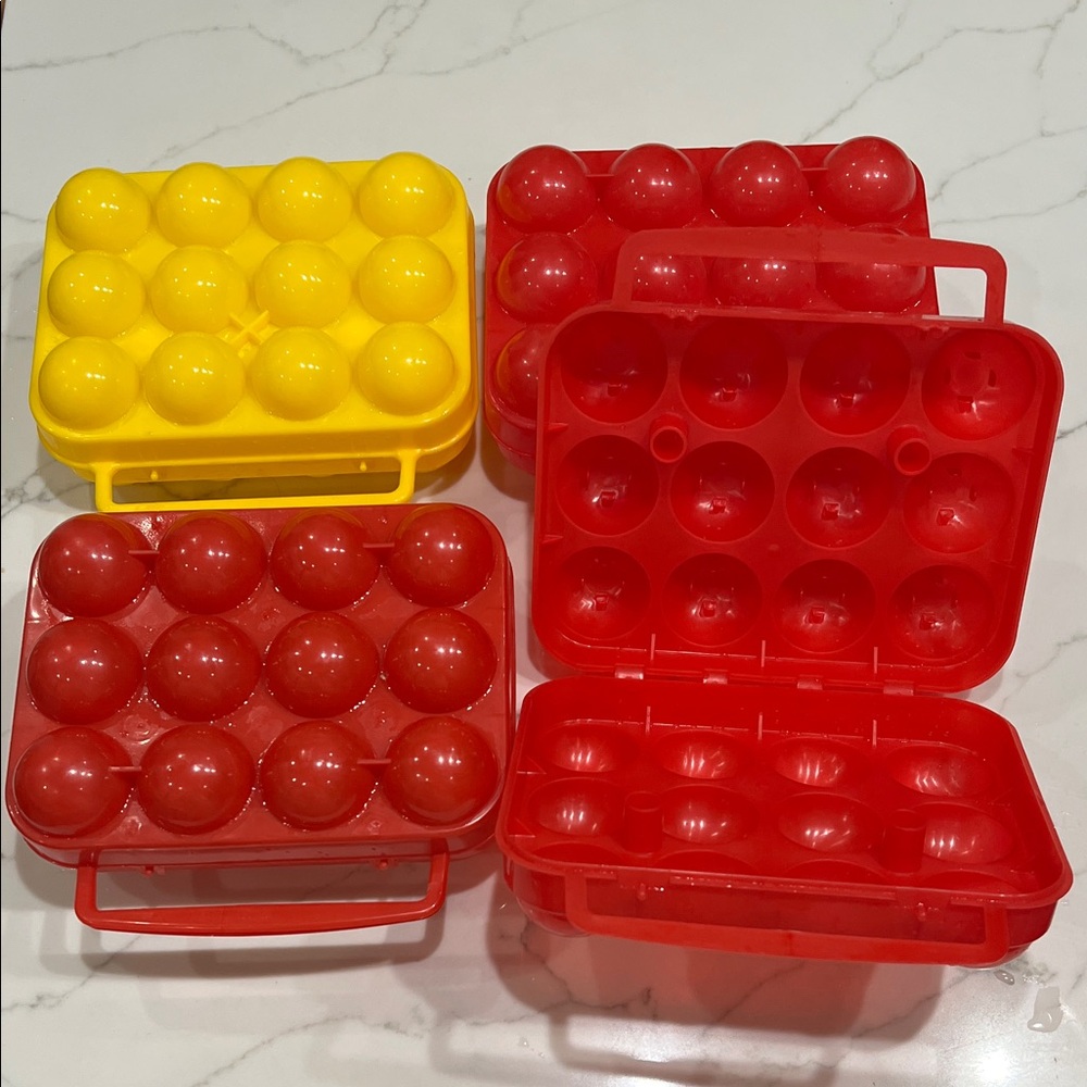 Plastic egg containers